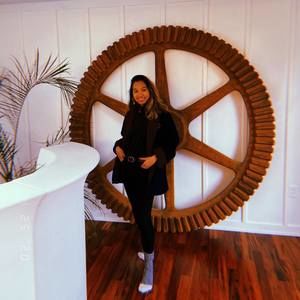 Meet your Posher, Camille